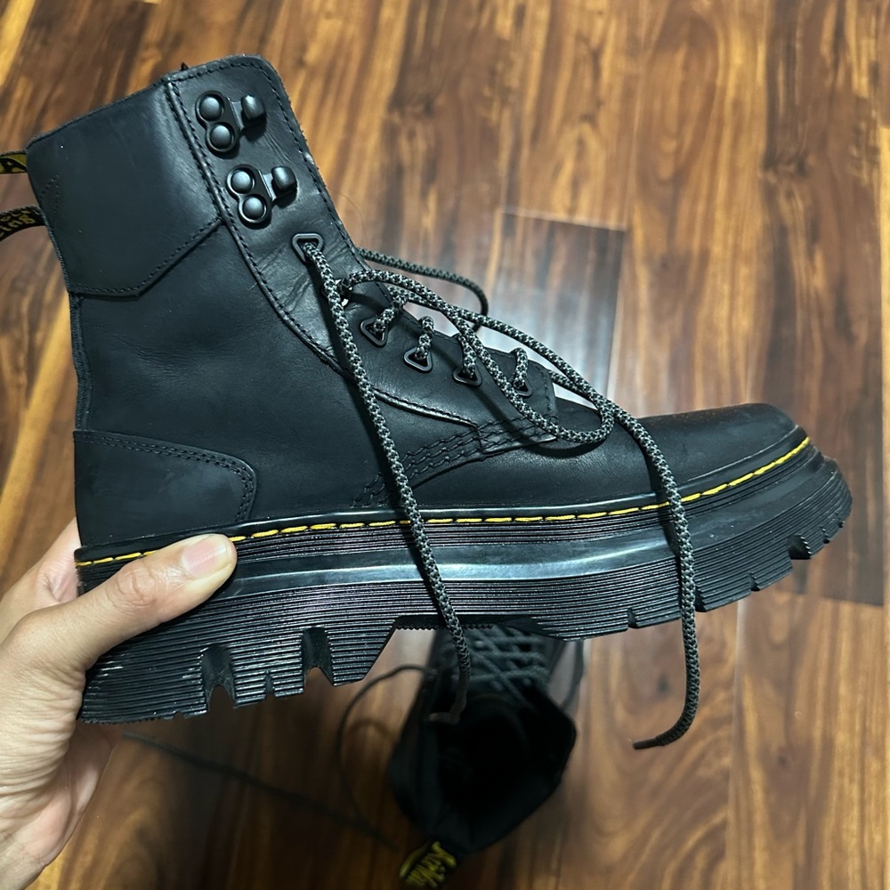 Dr Martens Wyoming unisex utility boots